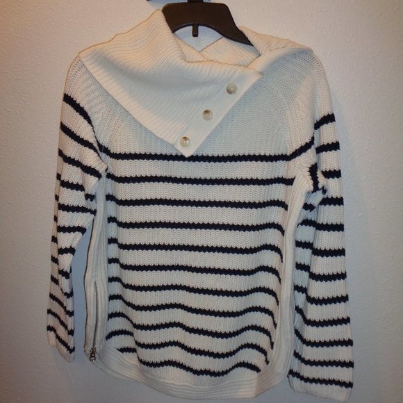 Croft & Barrow Sweater Size Medium - Picture 1 of 9